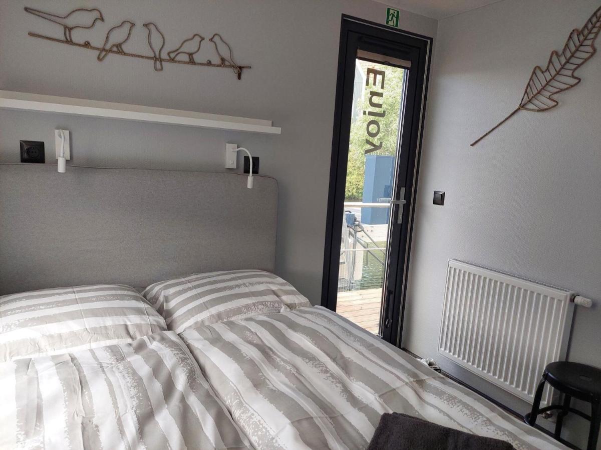Luxury Houseboat In Volendam Marina Hotel Luaran gambar